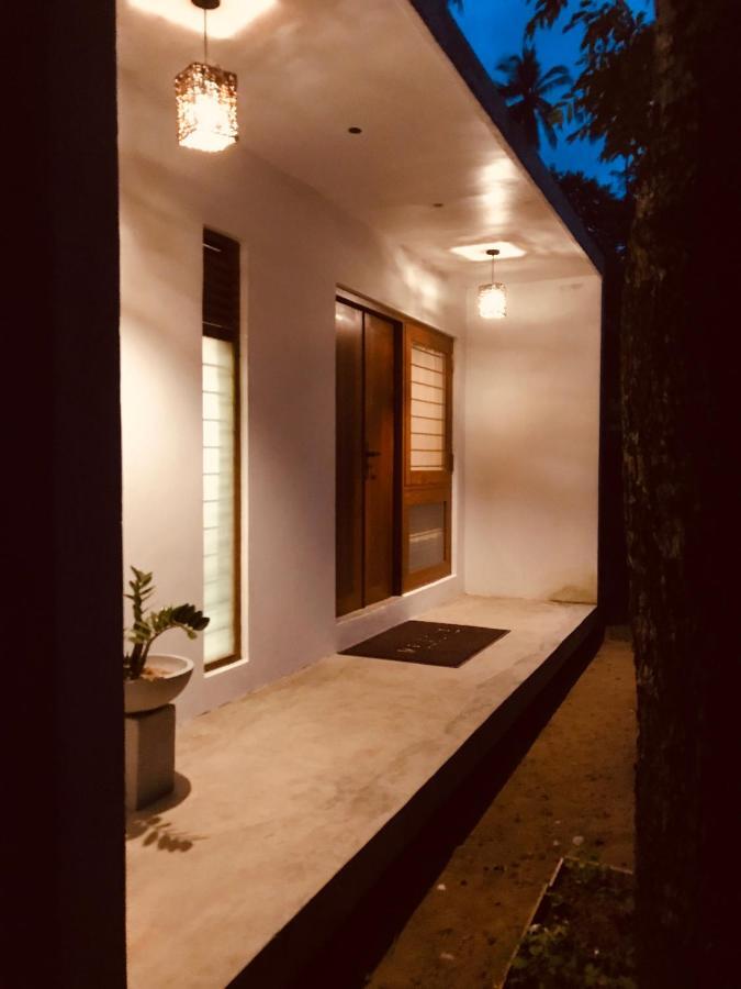 Hotel The Loft Midigama East Exterior foto