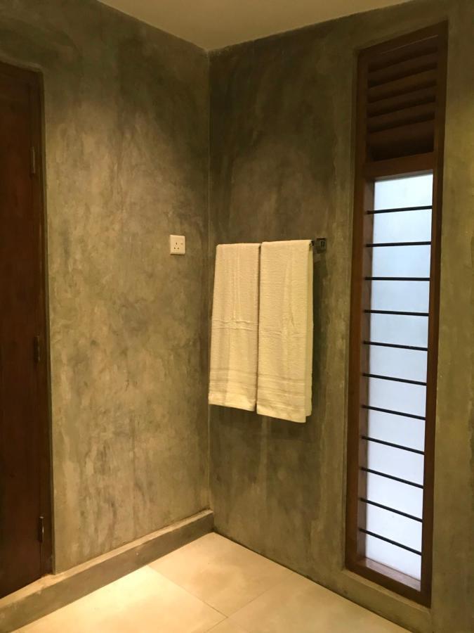 Hotel The Loft Midigama East Exterior foto